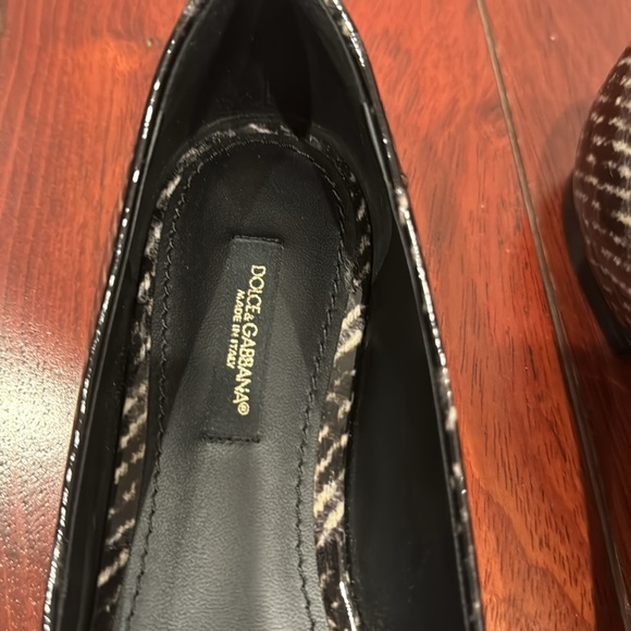 Dolce & Gabbana black flat shoes with crystals size 36.5 - Picture 2 of 6
